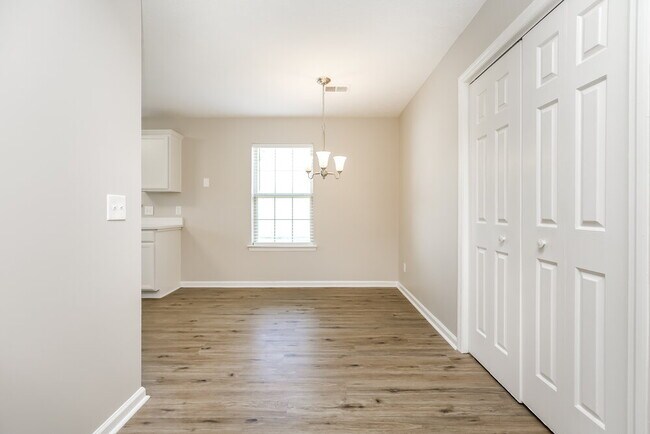 Photo - 722 Lou Gehrig Cir