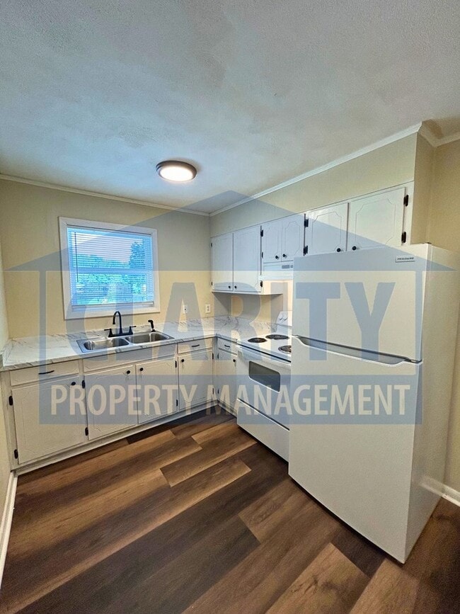 Photo - 1850 Greenwood Ave NE Unit #4