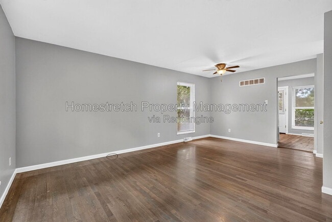 9993 Fox Hall Ct