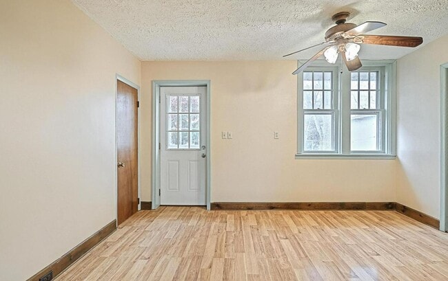 Photo - Beautiful 3 Bedroom, 1.5 Bath in Colonial West York!