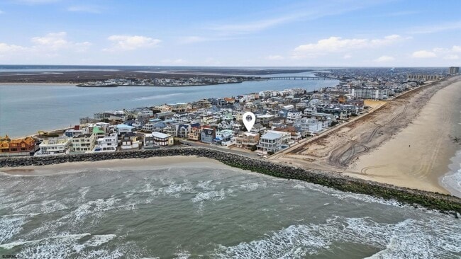 Photo - 119 S 11th Ave