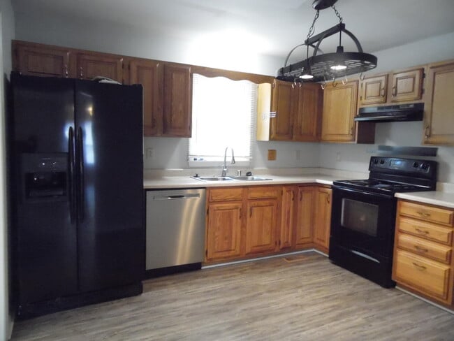 Photo - 4456 Hartland Pkwy