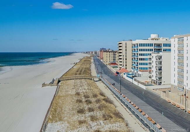 Photo - 420 Shore Rd Unit 1F