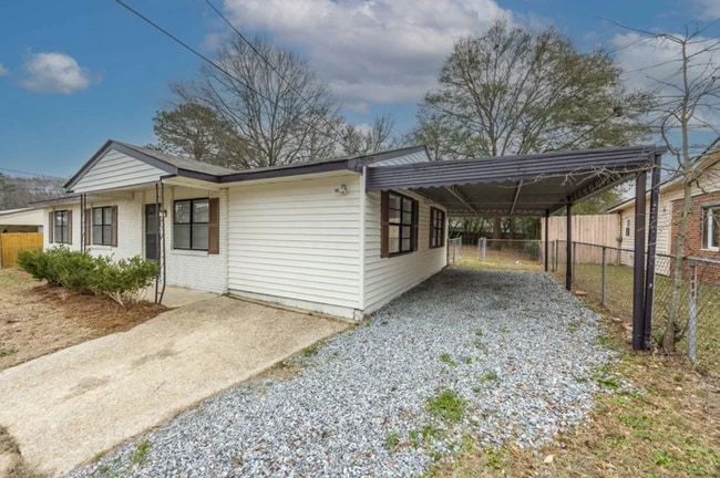 Photo - 5818 Hunter Rd