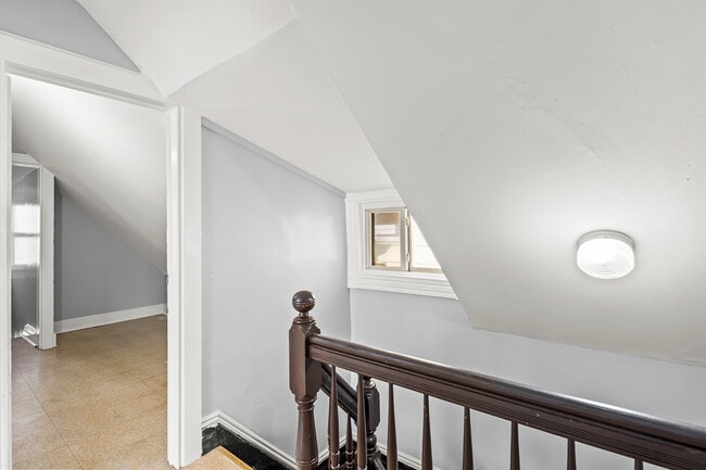 Photo - 73 N 14th St Unit 2