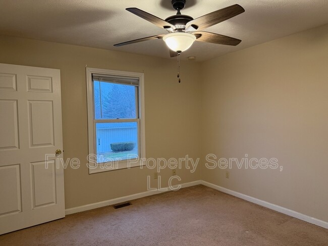 Photo - 411-413 N Dawson St Unit 411