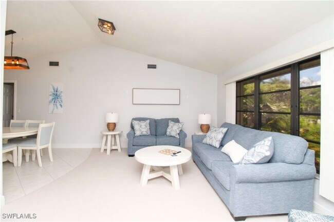Photo - 213 Bay Meadows Dr