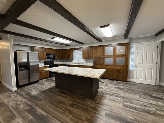 210 Worthey Trail