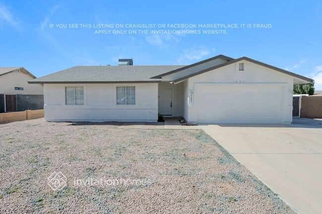 Building Photo - 491 E Mesquite Ave