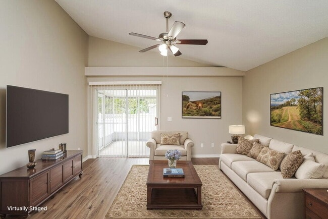 Photo - 2216 Donegan Pl