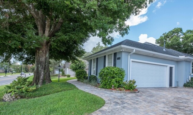 Photo - 3770 Hunt Club Rd N