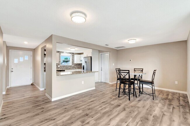 Photo - 7611 Spirea Dr