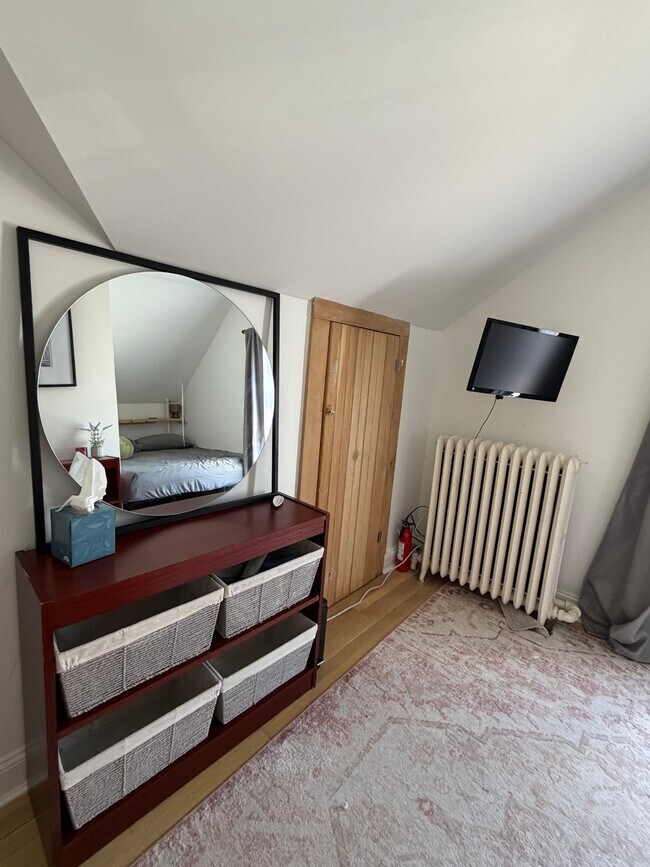 Photo - 65 Moulton St