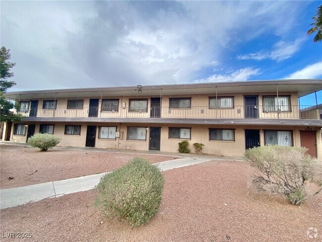 Building Photo - 3712 Royal Crest St Unit 8 Rental