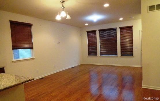 Photo - 3074 Kilmer Ave