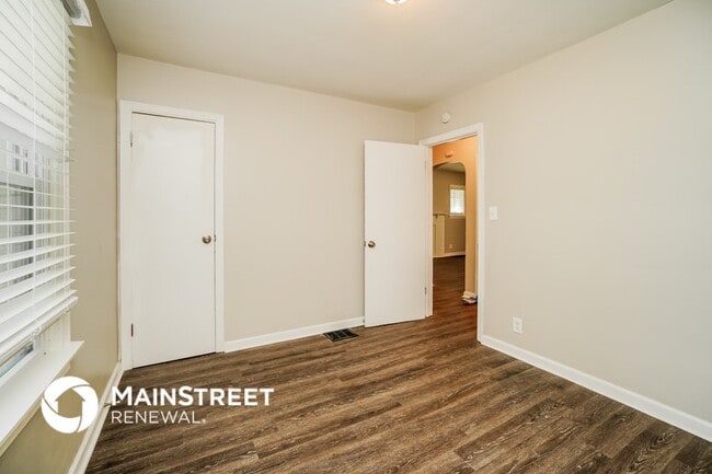 Photo - 1638 Manchester Ave