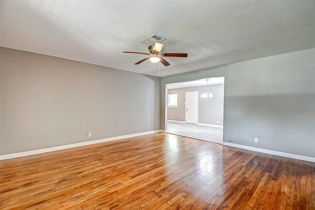 Photo - 213 Newman Rd