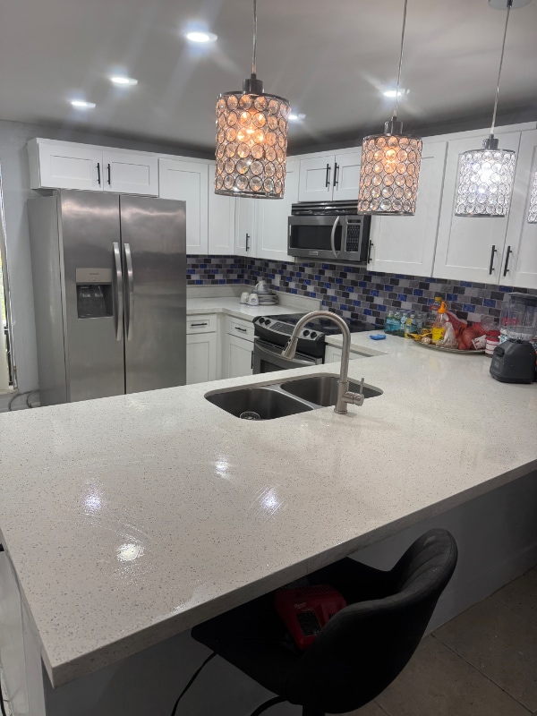 Building Photo - 11850 SW 13th Ct Rental