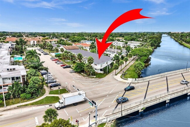 Building Photo - 1451 NE 170th St Unit 201A