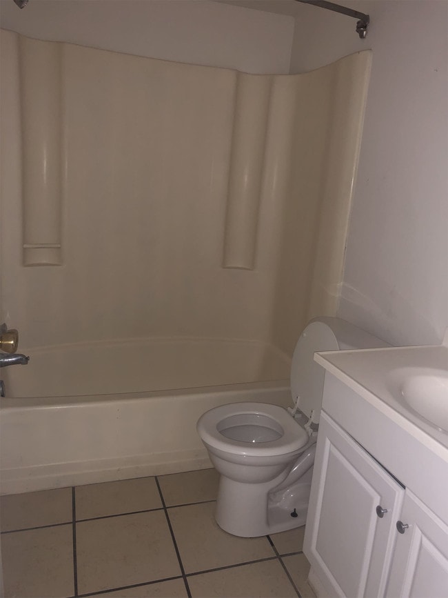 Photo - 2330 Maple Ave Unit 304