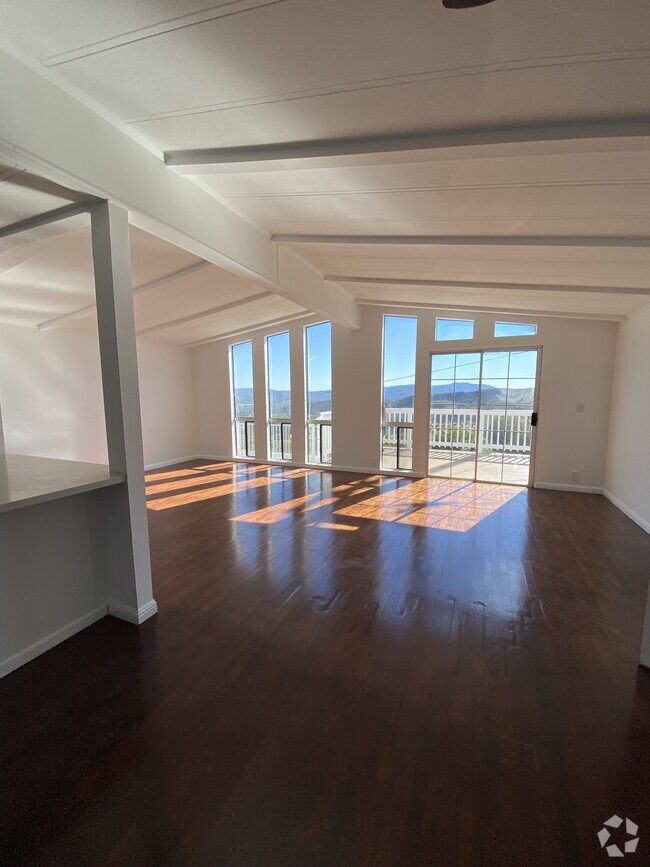 Building Photo - 24425 Woolsey Canyon Rd Rental