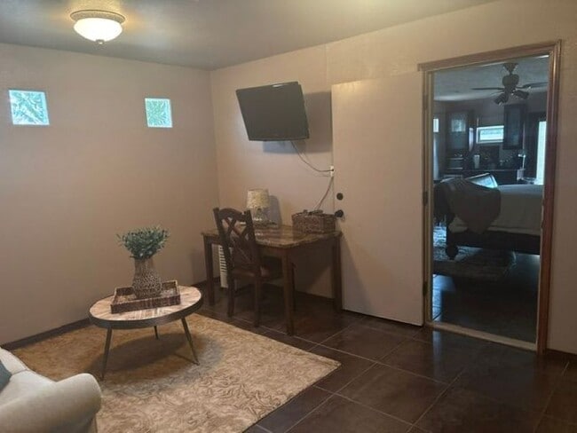 800 Calle Fuerte NE Unit Guest House