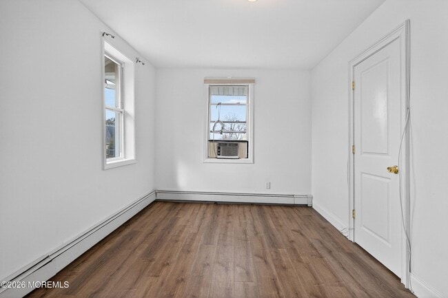 Photo - 472 Broadway Unit 4