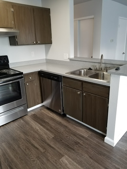 Photo - Creekside Apartments