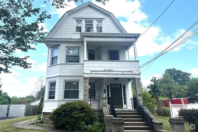 Building Photo - 19 Spring St Rental