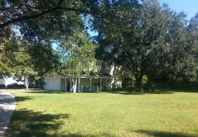 Photo - 1038 McCully Ct