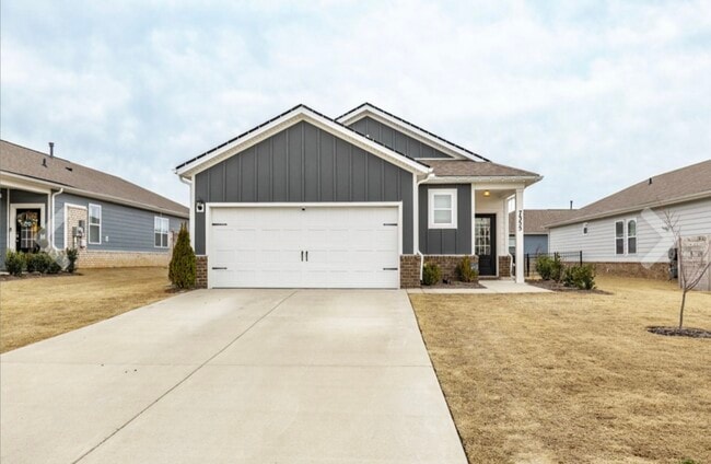 Photo - 7355 Lang Ave