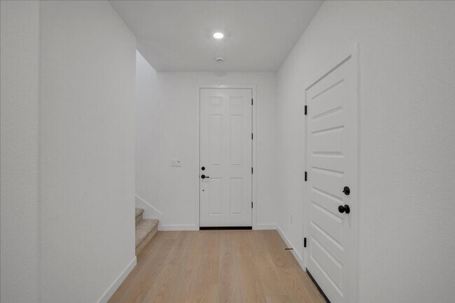 Photo - 12658 Rosefinch Wy
