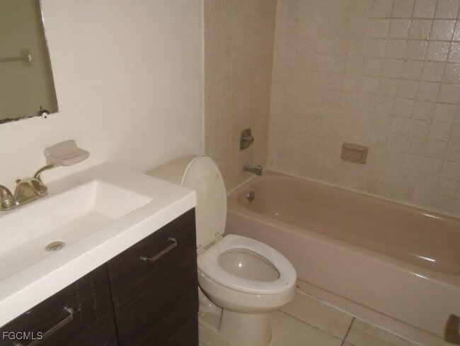 Photo - 1539 Medford Pl