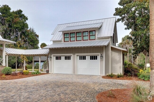 Building Photo - 1320 Wilmington Island Rd Rental