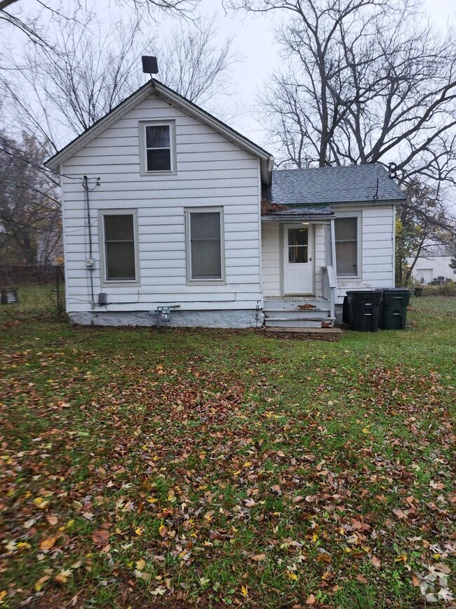 Building Photo - Salem 2 Bedroom 1 Bath Single Family home