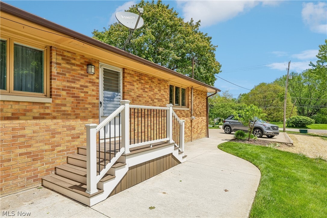 Photo - 836 Jacoby Rd