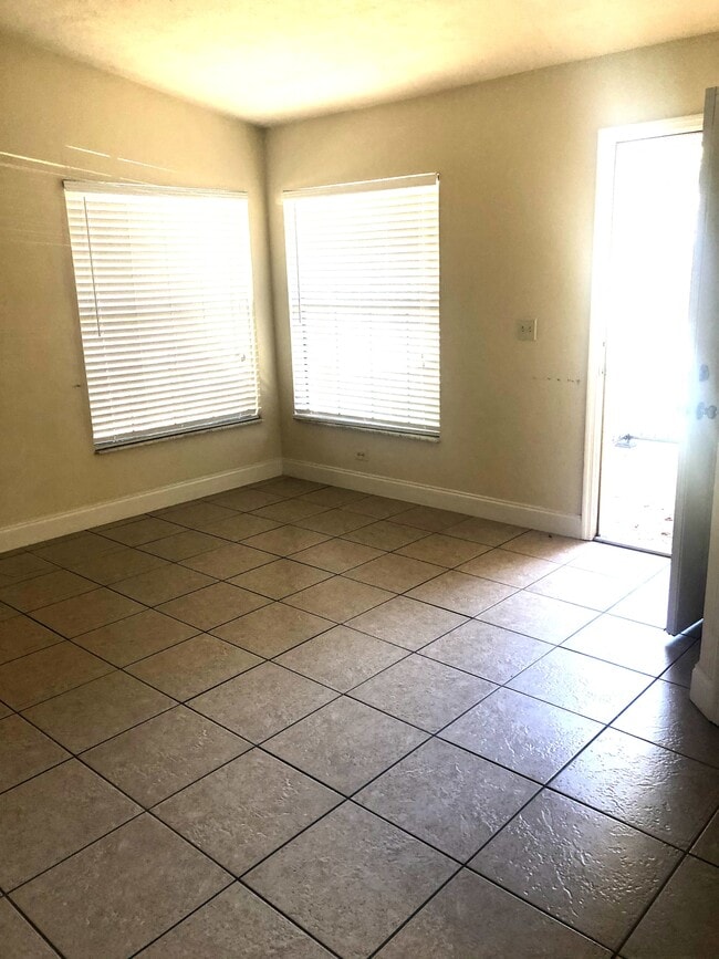 Photo - 1306 Shady Terrace