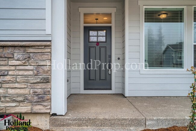 Photo - Luxurious South Hillsboro Home with a Fenced Backyard!
