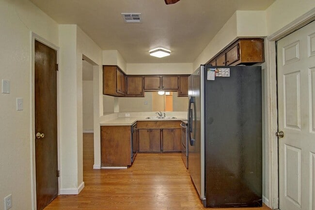 Photo - 11401 Woodway Creek Dr