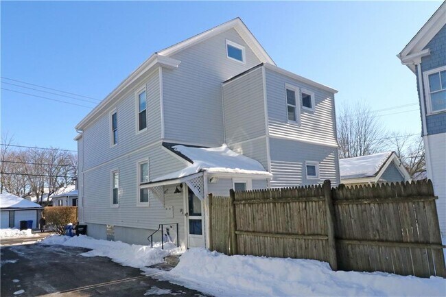 Photo - 65 Friendship St Unidad 2