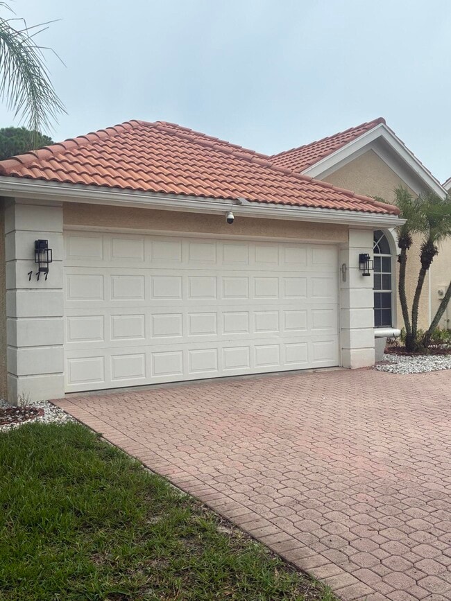 Photo - 777 SW Munjack Cir