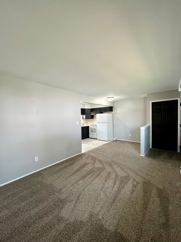 Photo - 4059 Longtin Ave