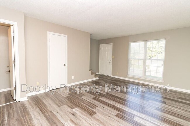 Photo - 5238 Donlyn Dr Unit B
