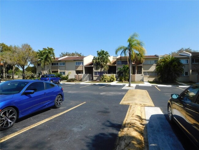 Photo - 14211 Kendale Lakes Cir