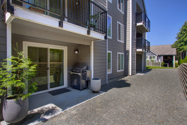 Photo - 12424 109th Ct NE Condo Unit D102