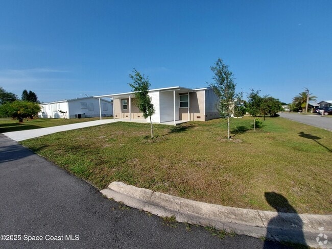 Building Photo - 526 Royal Tern Dr Rental