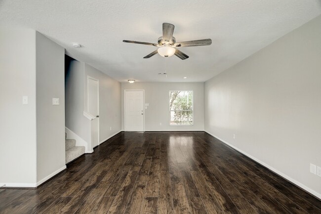 Photo - 5014 Mabry Stream Ct