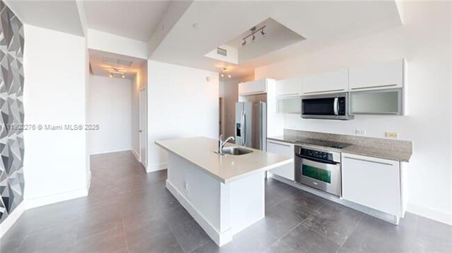 Building Photo - 888 Biscayne Blvd Unit 888 Biscayne Blvd  4704