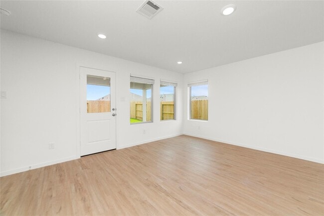 Photo - 1634 Blue Cypress Dr
