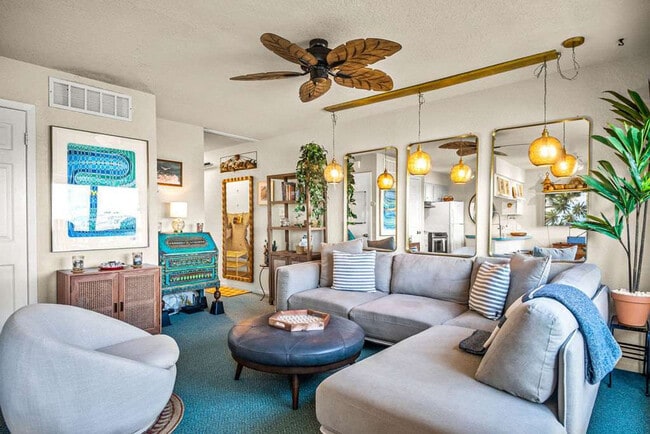Photo - 15209 Leeward Dr Unidad ID1285313P